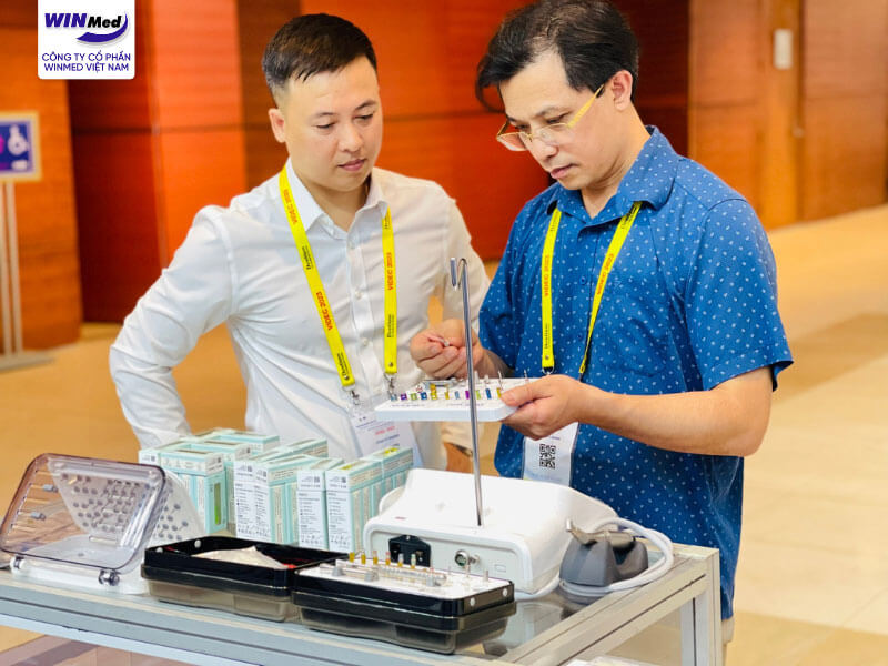 Quý bác sĩ, nha sĩ có cơ hội trải nghiệm các dòng thiết bị nha khoa tại gian hàng