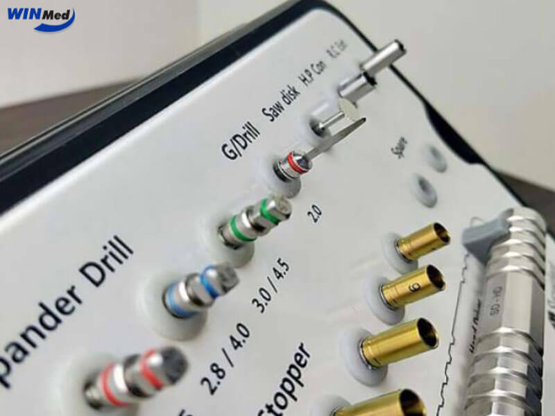 Quy trình sử dụng bộ kit nong chẻ xương Surgident